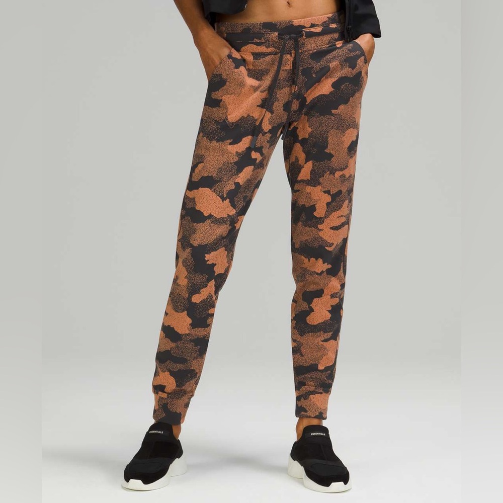 Lululemon Ready to Rulu‎ Jogger 29"
Heritage Speckle Camo Jacquard Graphite 2